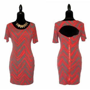 NWOT Love Notes Exposed Zip Bodycon Dress
